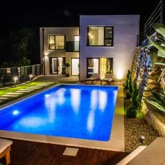 Villa Magic look