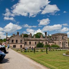 YHA Ilam Hall