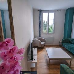 Charmant T2 bis proche Gare et Centre Ville - Parking proche