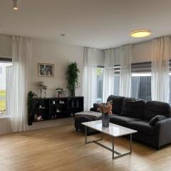 Spacious 3BR Condo near Blue lagoon 15M Airport 9M