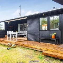 6 person holiday home in Glesborg