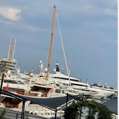 Best location port hercule monaco