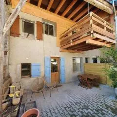 LA MAISON DU LAC