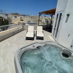 The Willows Penthouses with Jacuzzi
