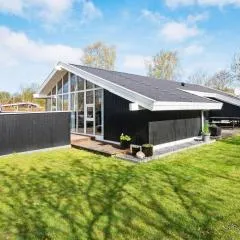 6 person holiday home in Hemmet