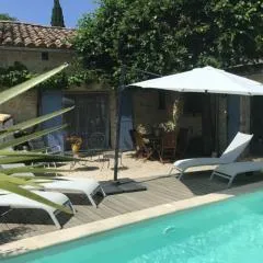 Maison de plain pied pour 4 pers piscine Lussan