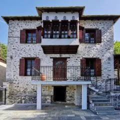 Παραδοσιακό Πηλιορείτικο αρχοντικό στη Βυζίτσα- Traditional villa in Vizitsa, Pelion