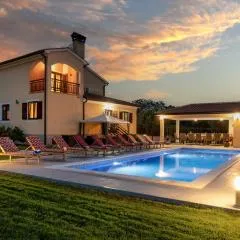 Holiday Home Villa Helena by Interhome