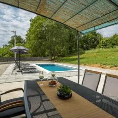 Holiday Home Hamara by Interhome