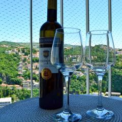 Bright and Charming Studio Apartment