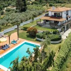 Escada Pool Villa, near Hanioti #FeelsLikeHome
