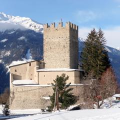 Villa Burg Biedenegg mit Schlosscafé by Interhome