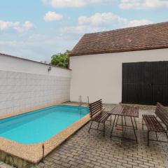 Holiday Home Vlhlavy u Hluboké by Interhome