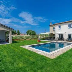 Holiday Home Villa Lea by Interhome