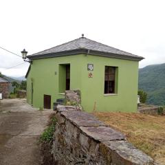 Casa Rural de alquiler integro La Cantina de Villarmayor-Asturias