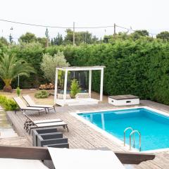 Private Villa Loutraki with Pool, BBQ & View