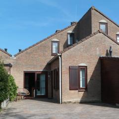 Strandgeluk, Joost de Moorstraat 6