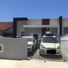 Casa Enseada, Prainha, Praia Grande prox mar com 2 ar split