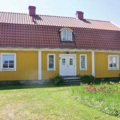 Nice Home In Frjestaden With 4 Bedrooms