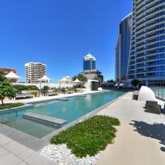 H'Residences - 2 Bedroom Ocean View Apartment in the center of Surfers Paradise