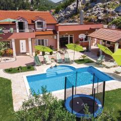 Stunning Home In Bacina With 4 Bedrooms, Wifi And Outdoor Swimming Pool
