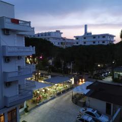 Apartament Mali i Robit