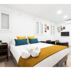 Acogedor y silencioso estudio M1 Embajadores