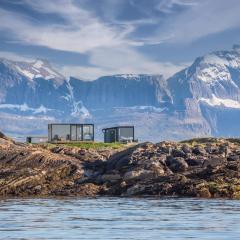 Cool cabins Sandhornøy