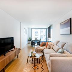 Camões Downtown with Parking