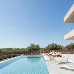 TreeTop Villa II, Private Pool, BBQ & Playground, By ThinkVilla