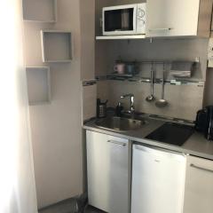 Cosy studio Paris 16 métro Exelmans