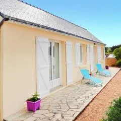 House on Rhuys Peninsula near Sandy Beach