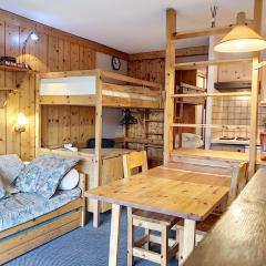 Studio Cabine Confort · Centre de Val d'Isère · Balcon Sud · Près des Pistes - FR-1-518-122