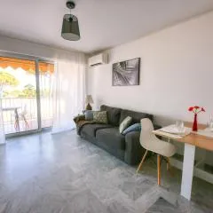 Charming Studio Sea View 2 min of the beach near Monaco
