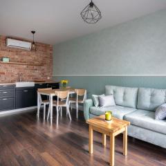 W Starym Porcie Krynica Morska domek z widokiem na Zalew Wiślany