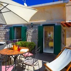 Villa Kalalarga in the center of the town with free parking
