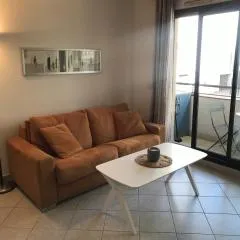 Studio w/ balcony ideal for congress & holidays