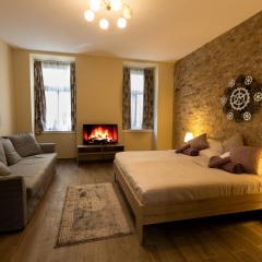 Comfortable romantic 1 bedroom apartment near Augarten