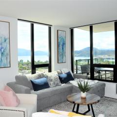 WOW Penthouse 22nd Floor Downtown Lakeview