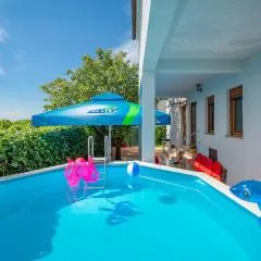 The Willow Garden Apartment House