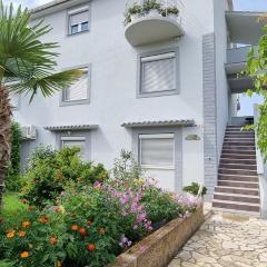 Bella Nina Apartments