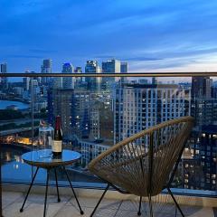 Luxury penthouse with stunning views near Canary Wharf