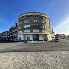 Le Panoramique. Appartement vue mer.