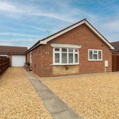 Cedar Drive, Holbeach - 1 to 4 - Self Catering