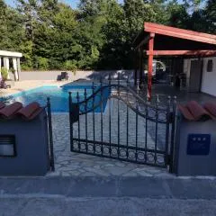 two studio apartmans whit big pool