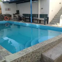 Rooms to let Katerina & John's