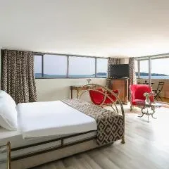 URLA PERA HOTEL