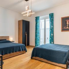 Aurora Rooms