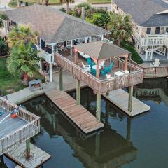 Canal-Front Jamaica Beach Home Less Than 1 Mile to Sand!