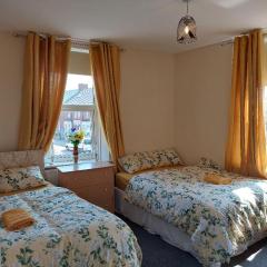 The Cosy 2 bedroom flat, sleeps 6